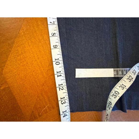 Larry Levine Women's Denim Shorts with Button Detail, Size 14 - Picture 4 of 5